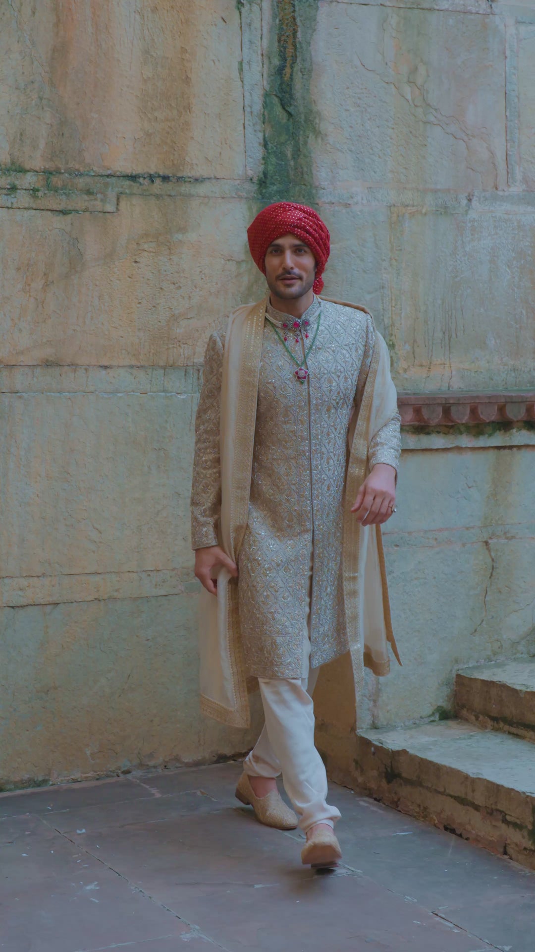 Gold Sherwani Zardozi Embroidery Set
