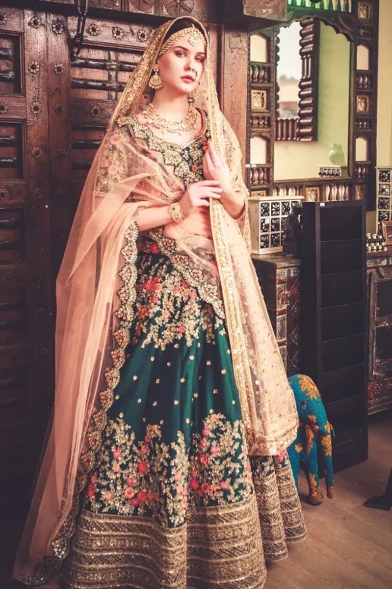 Bridaltrunk Online Indian Multi Designer Fashion Shopping Emerald Green Sequins Lehenga Set
