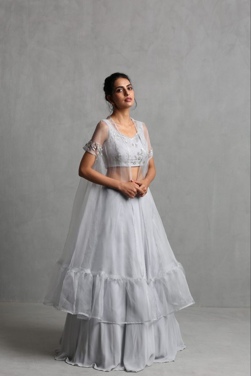 GREY EMBROIDERED CAPE SET