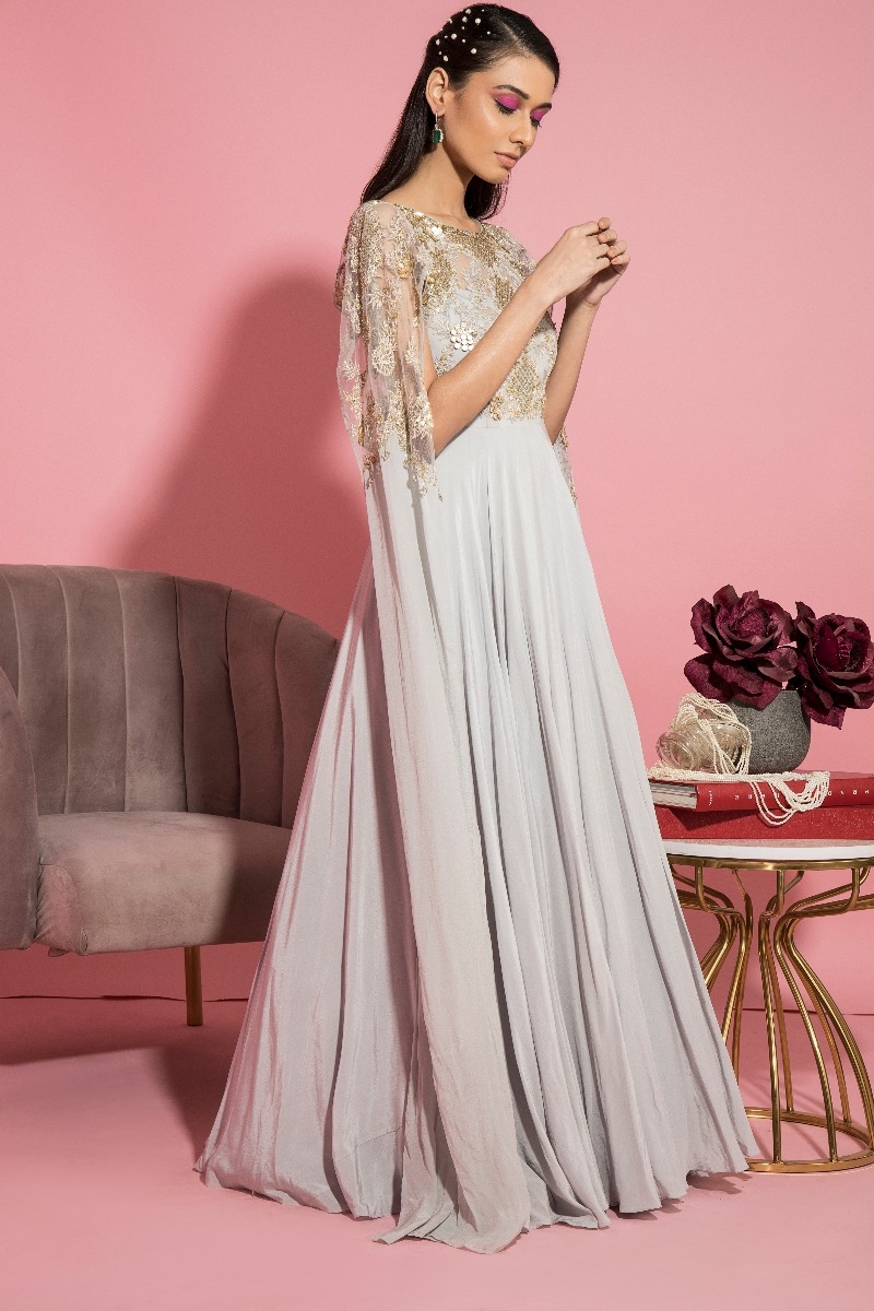 GREY EMBROIDERED GOWN WITH ATTACHED SLEEVES