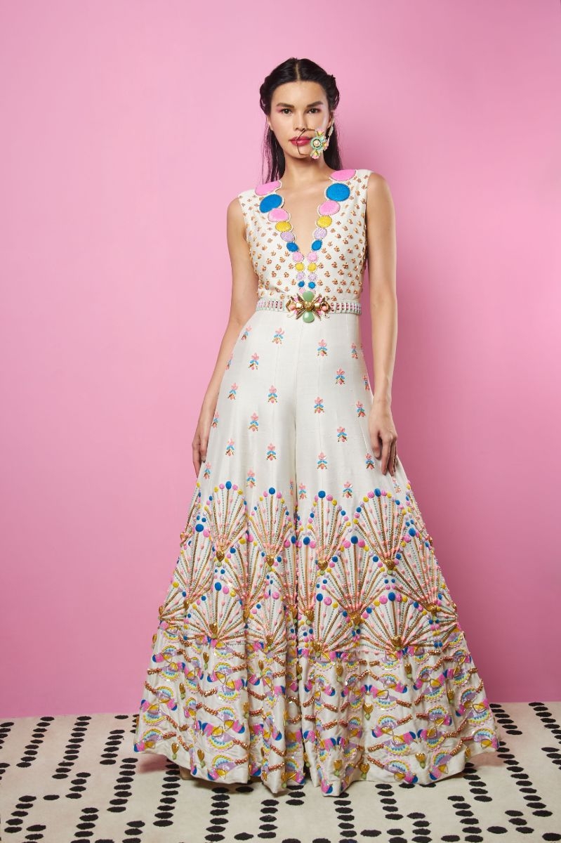 IVORY EMBROIDERED JUMPSUIT WITH BELT