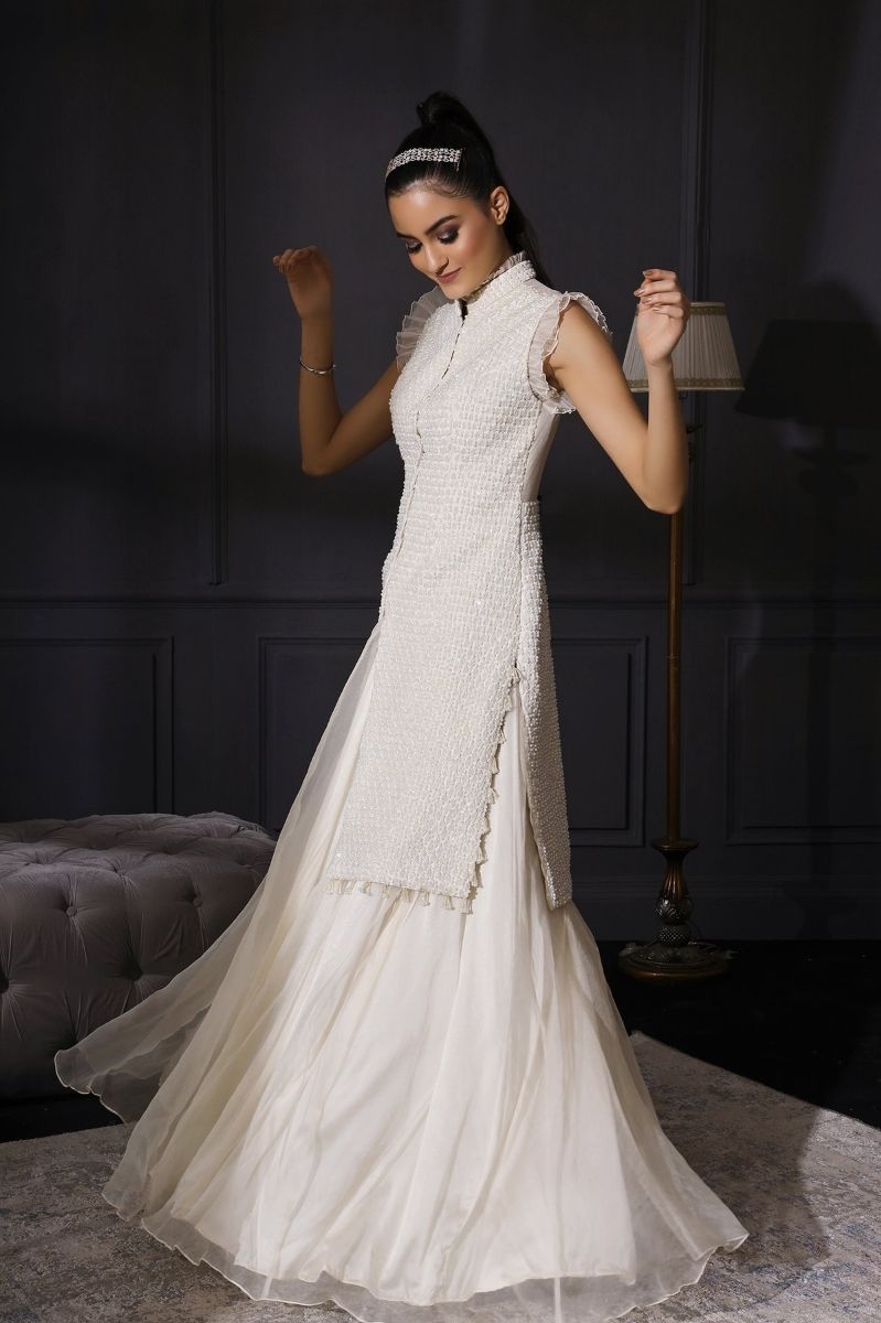 IVORY PEARL EMBROIDERED JACKET WITH ORGANZA SKIRT & SCALLOPED DUPATTA