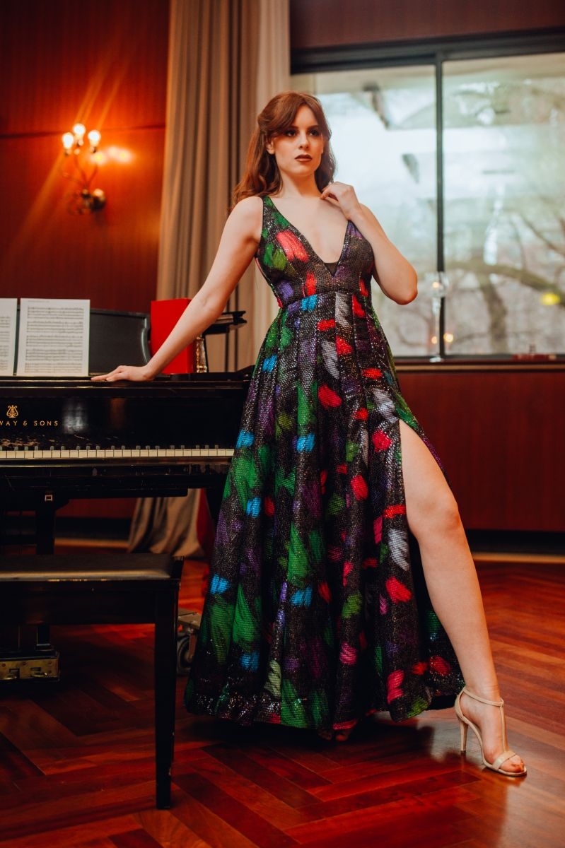 METALLIC SEQUINS GOWN