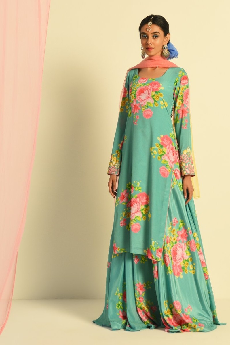 BLUEBERRY AND STRAWBERRY PINK PRINTED KURTA SHARARA SET