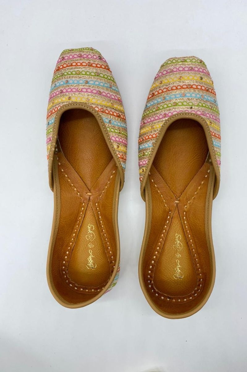 NEO PHULKARI MULTI COLOR JUTTI