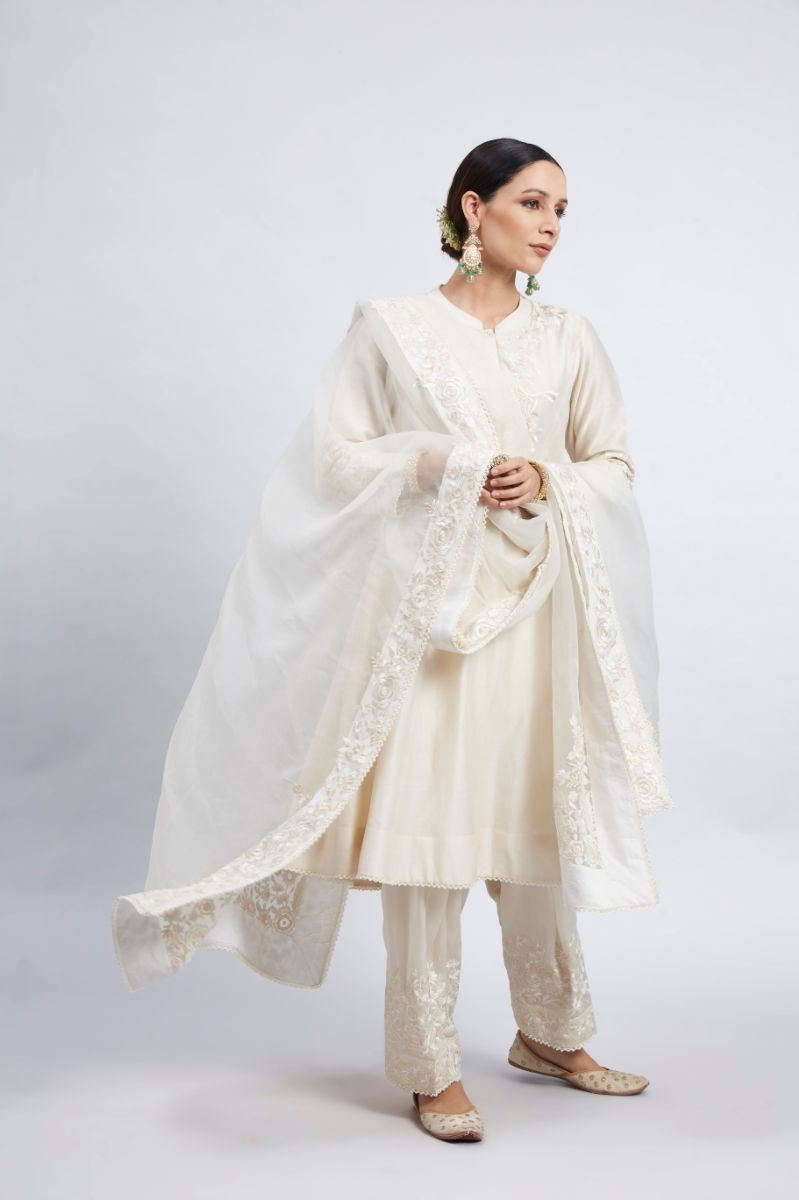 KAINA IVORY SHORT KURTA